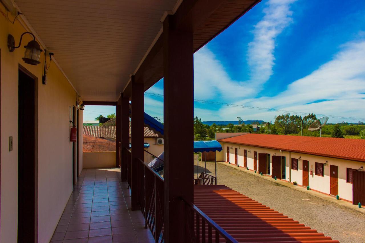 Cavalo Branco Hotel São Vicente do Sul Extérieur photo